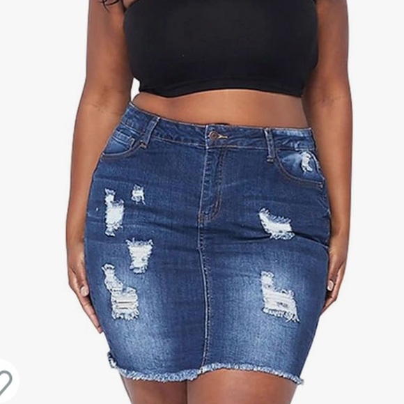 3XL Plus Size Distressed Jean Skirt - Worn Once - Picture 2 of 4